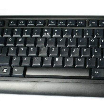 激光打标机用于电脑键盘打标