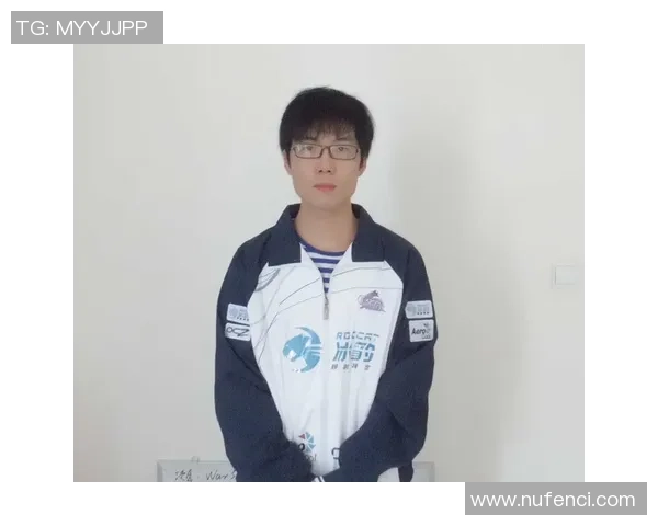 从赛场到更衣室 体育动态全面解析球员心态与竞技背后故事